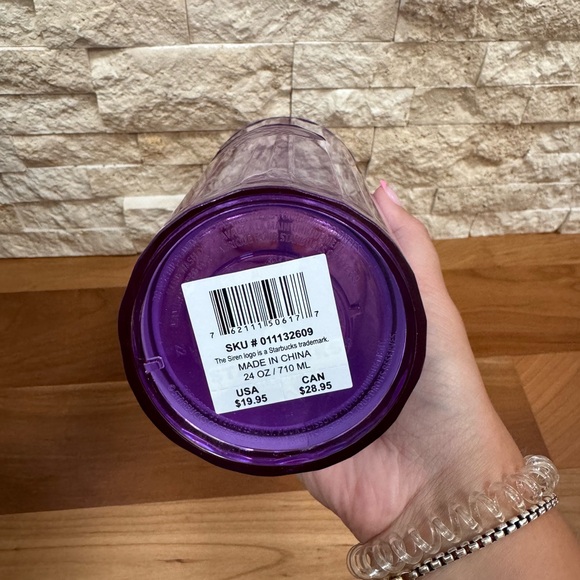 Starbucks • Purple Dome Tumbler (2022) - Picture 4 of 5